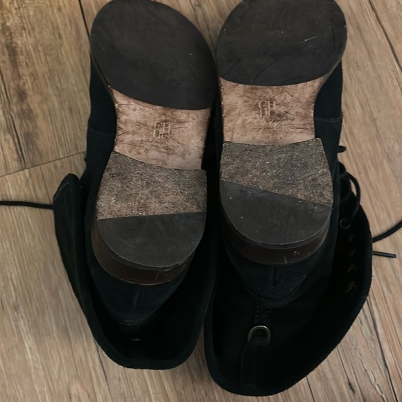 Vintage- Carolina Herrera- Suede Leather Lace Up Boots- 37 - Picture 6 of 10